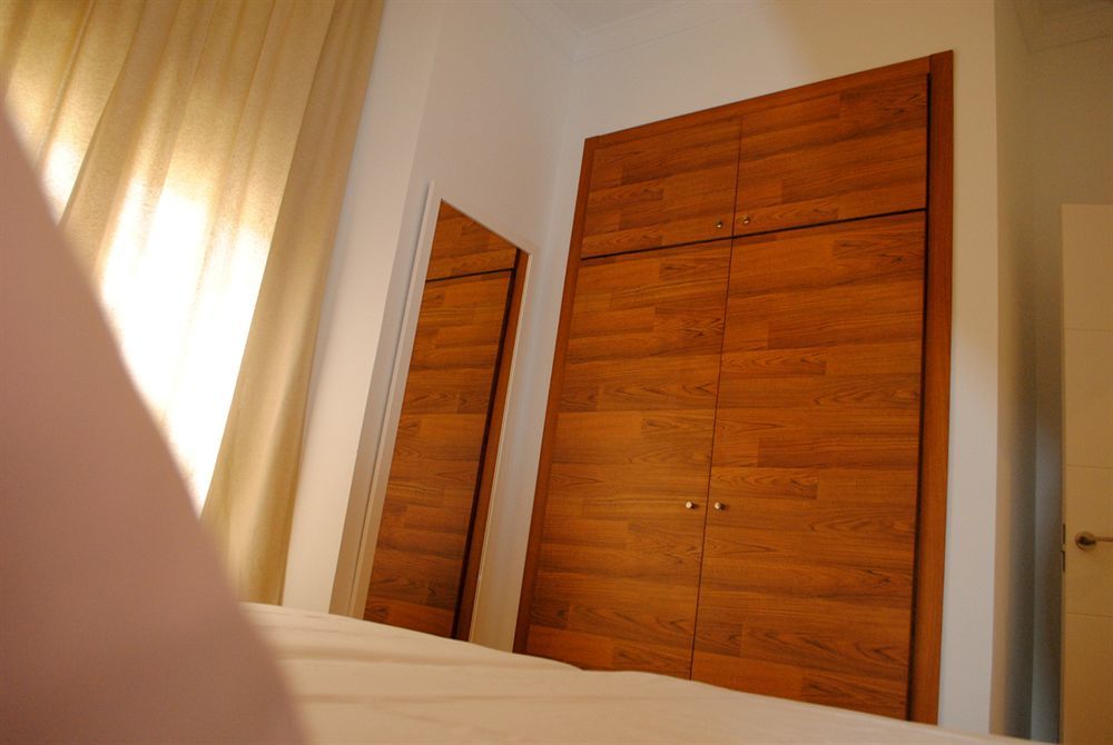 Minimal Rooms Малага Экстерьер фото