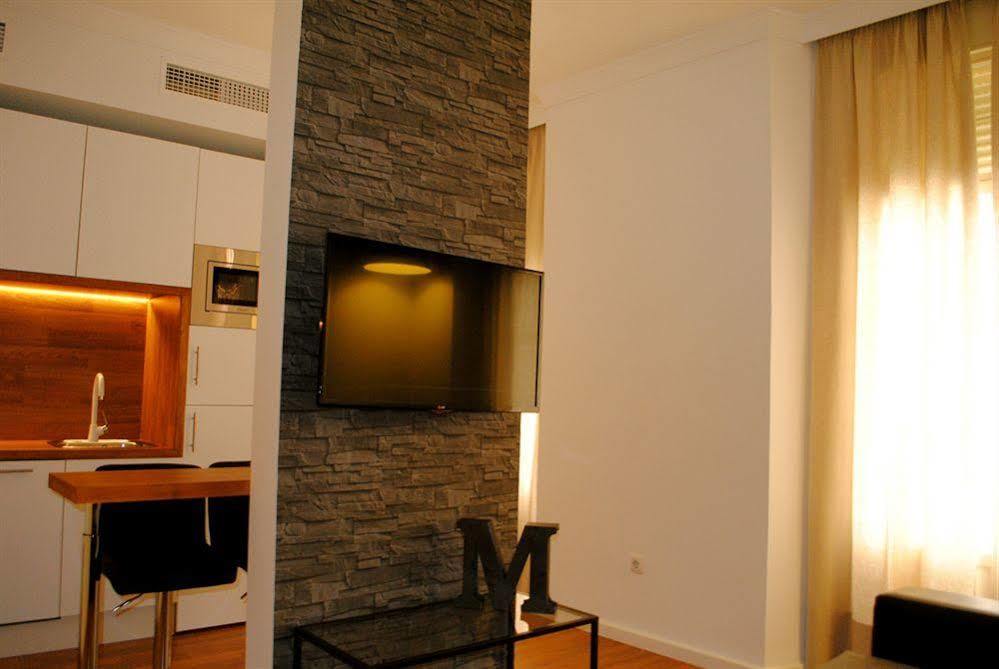Minimal Rooms Малага Экстерьер фото